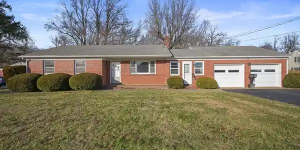 955 TWIN WILLOWS ROAD