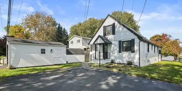 515 FREYS ROAD