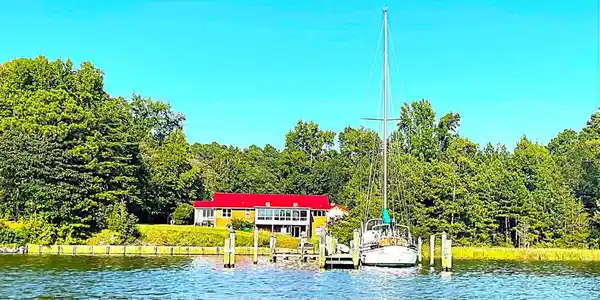 404 WOODBROOK DRIVE