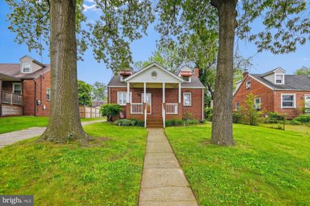 329 NEW JERSEY AVENUE NE