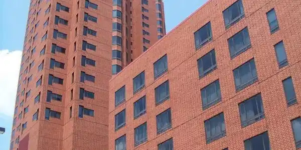 10 LEE STREET
