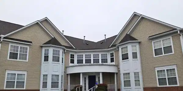 104 BAYLAND DRIVE