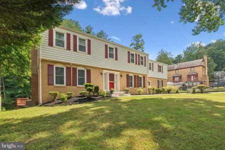 3147 LOOKOUT POINT COURT