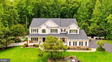 619 DILLON COURT