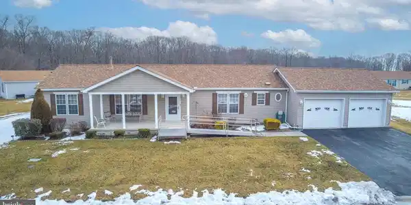 310 PERSIMMON CIRCLE