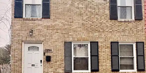 1411 CHARLESTOWN DRIVE