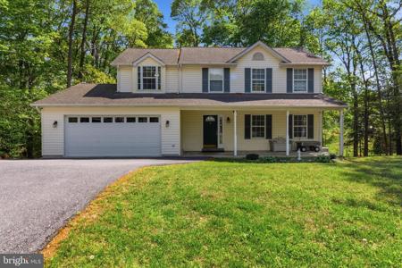 5817 MAGNOLIA CIRCLE