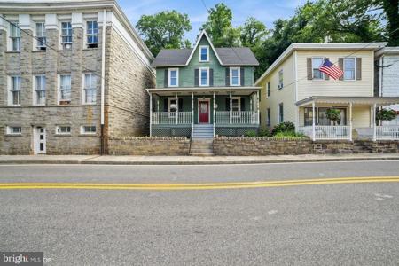 18 MAIN STREET