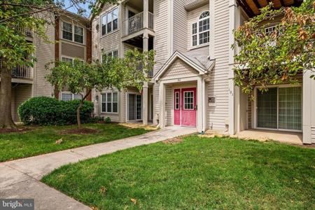 302 BLUE WATER COURT