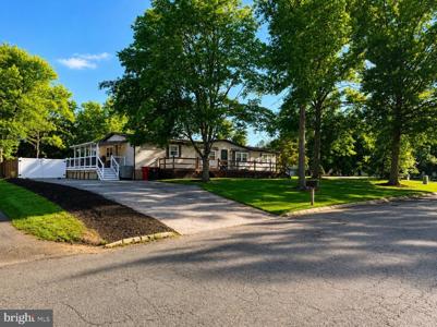 4403 SANFORD COURT