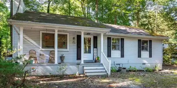 4 GALLEY LANE
