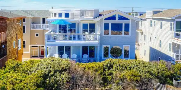 13 ESSEX AVENUE