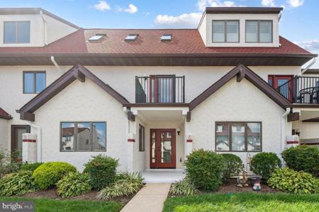 33 QUEEN ANNE WAY