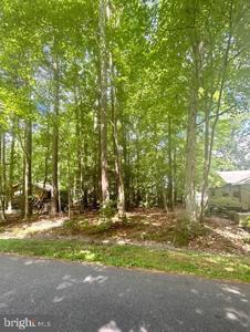 106 WHITE HORSE DRIVE