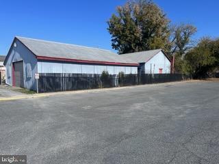 522 RACE STREET