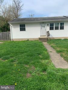 206 CEDAR DRIVE