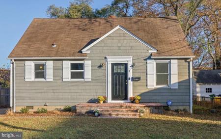 2 SOUTHWOOD AVENUE