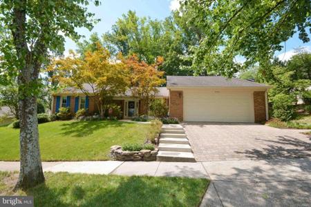 2562 GOLFERS RIDGE ROAD