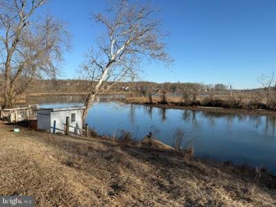 34 BARGE LANE
