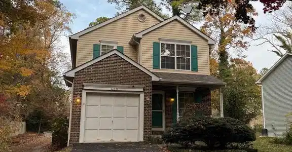 480 LAKE DRIVE