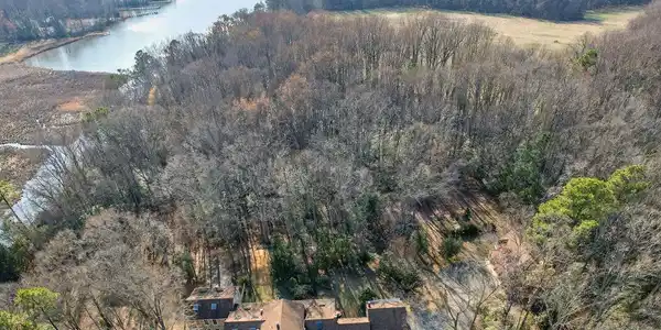 20045 TOWER HILL ROAD