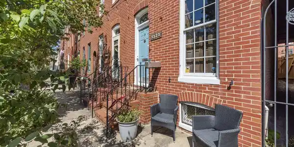 1121 BATTERY AVENUE