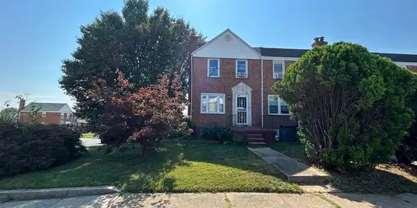 1813 DUNMERE ROAD