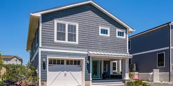 59 BAYSIDE DRIVE