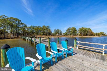 5223 HERON ROAD