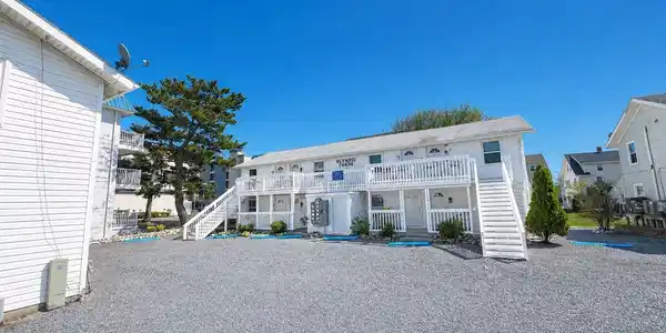 13 40TH STREET