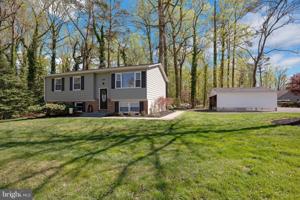 2385 BERRY LANE