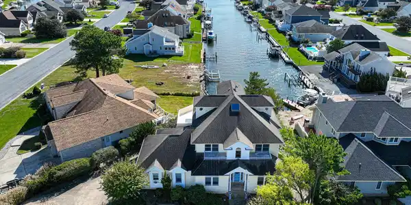 16 ALTON PT