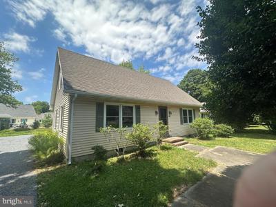 411 SEYMOUR AVENUE