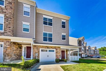79 CLYDESDALE LANE