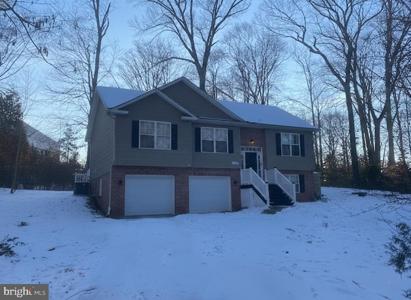 504 THUNDERBIRD DRIVE