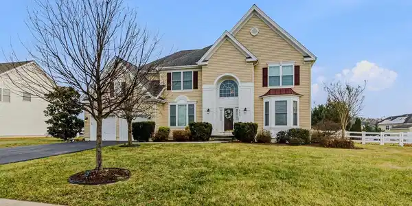 241 MURPHY DRIVE