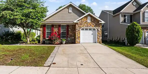 1029 SEARAY COURT
