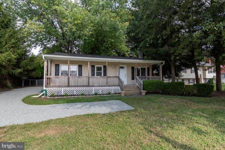 712 ROMANCOKE ROAD