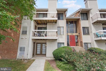 1106 CASTLE HARBOUR WAY