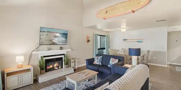 438 OCEAN PARKWAY