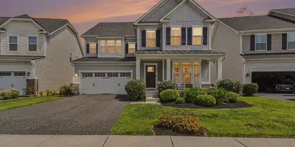 304 SUNRISE COURT