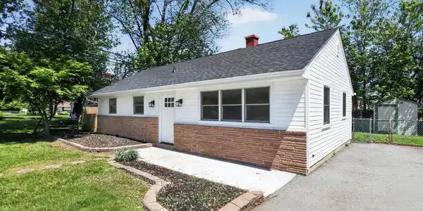 111 DYER AVENUE