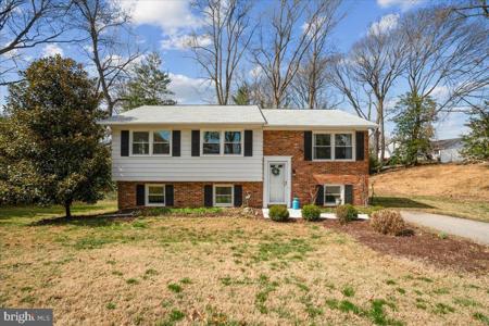 1090 BROADVIEW DRIVE