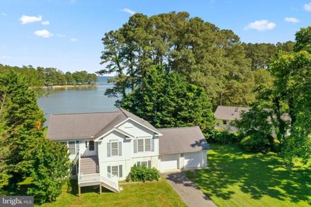 415 HOPEDALE FARM ROAD