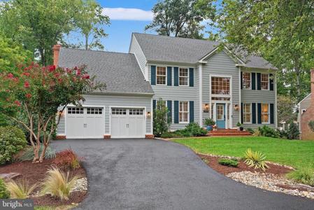 1205 THOMAS POINT COURT
