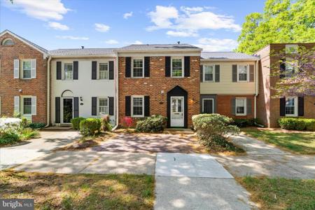 11 GEORGETOWN COURT