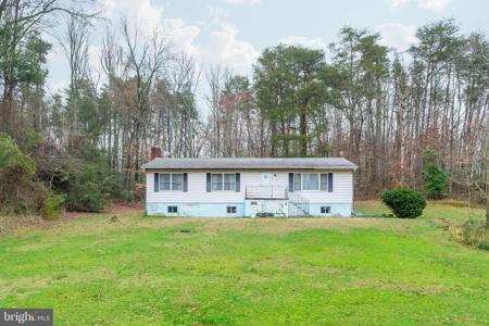 320 VANDERS LANE