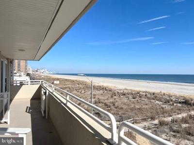 5300 BOARDWALK