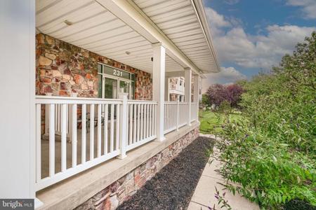 231 ROUNDHOUSE DRIVE