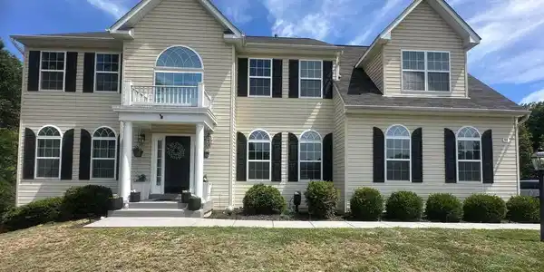 90 MAPLEWOOD DRIVE